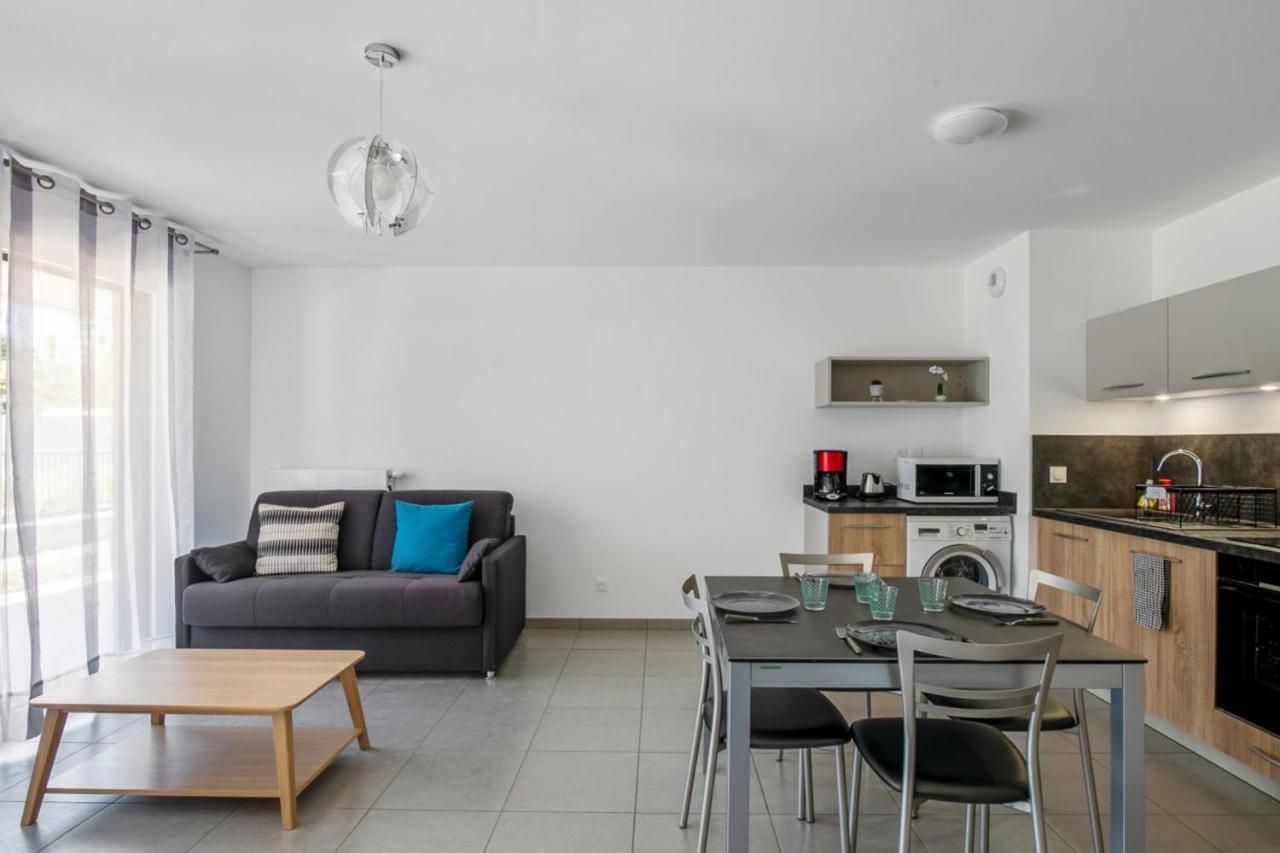 Appartement Maveria Welkeys Annecy Bagian luar foto