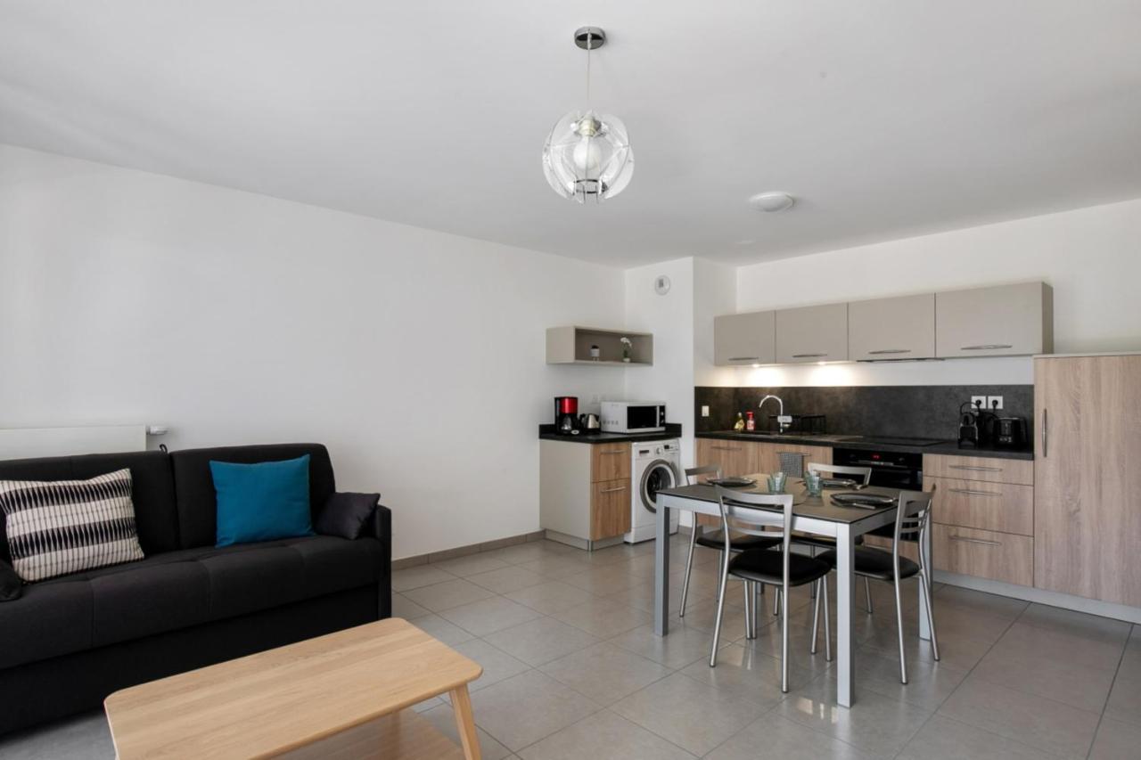 Appartement Maveria Welkeys Annecy Bagian luar foto